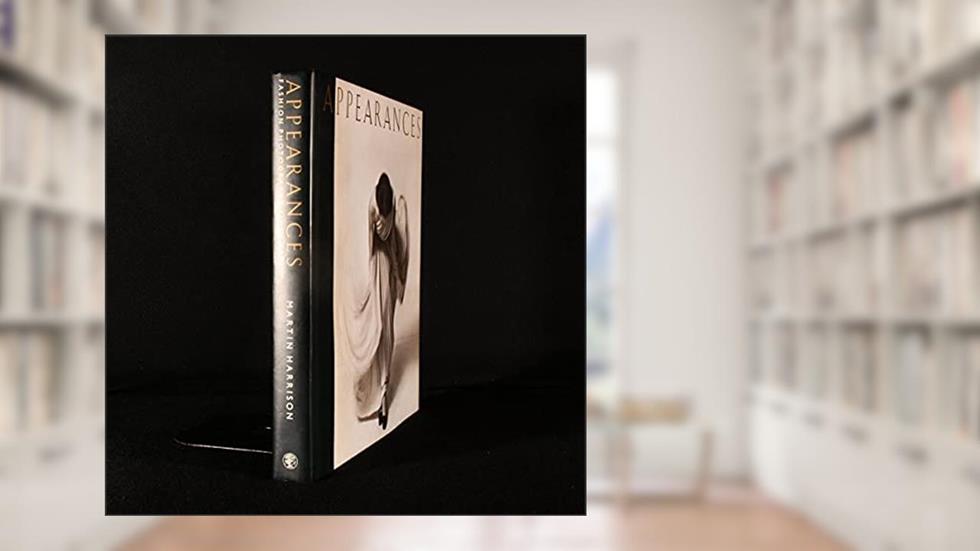 Appearances: Fashion Photography Since 1945, written by Martin Harrison