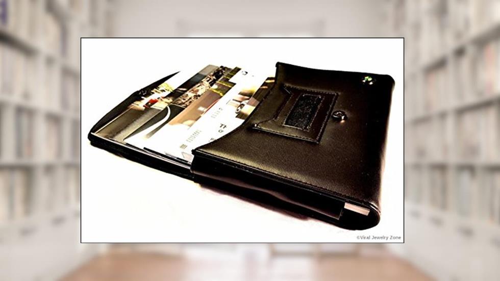 2014 14 BMW X5 sDrive 35i xDrive 35i xDrive 50i Owner's Manual Books Set OEM, written by BMW