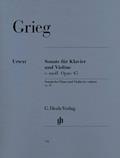 Read EDVARD GRIEG : SONATE POUR VIOLON EN UT MINEUR OP. 45 (DOIGTES VIOLON) - VIOLON ET PIANO, written by GRIEG EDVARD